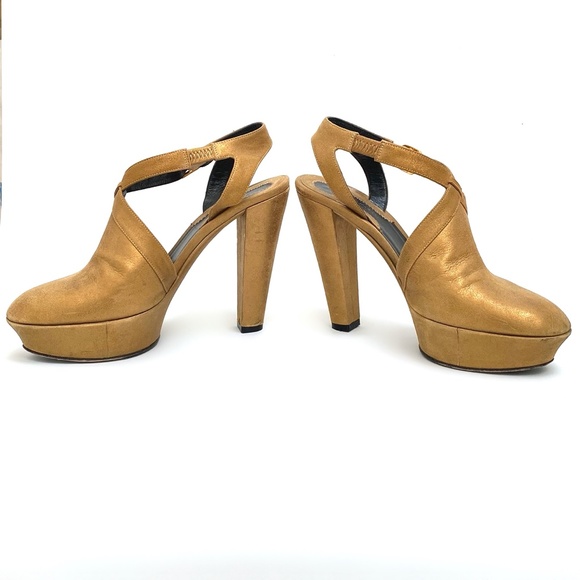 Donna Karan Collection Matte Metallic Leather Platform Slingbacks - Picture 2 of 10